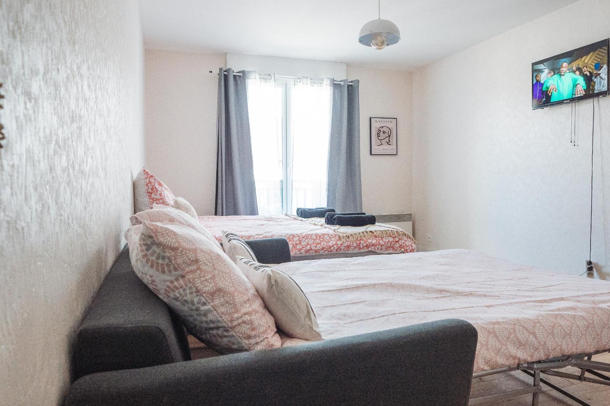 Cosy Studio Entre Paris Et Disneyland Paris Apartment Esbly Exterior foto